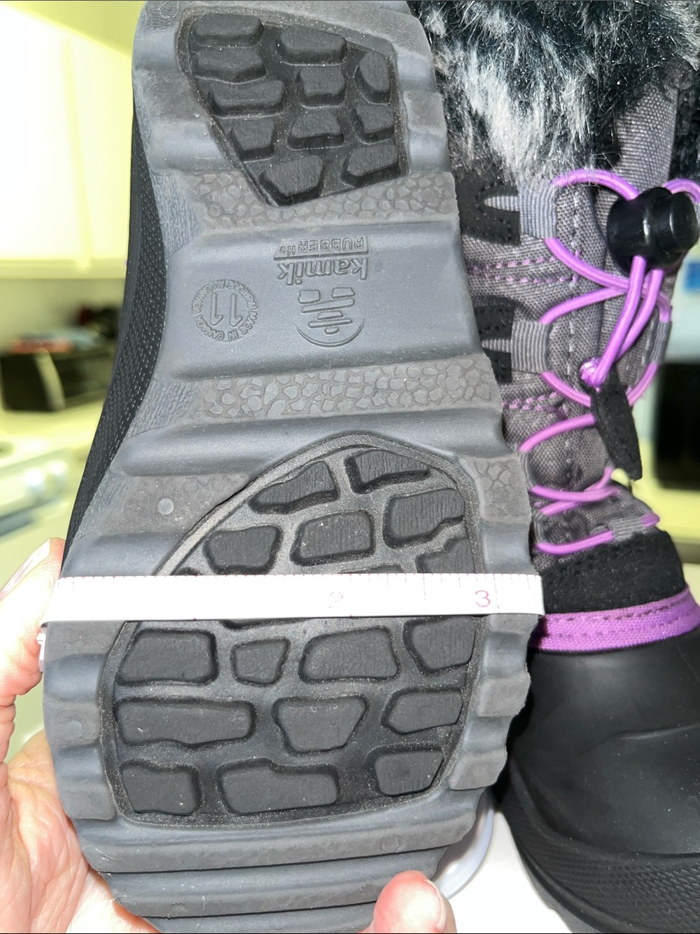 Kamik Kids Snow Gypsy 4 Winter Faux Fur Collar Insulated Boots Size 2 - Picture 7 of 8